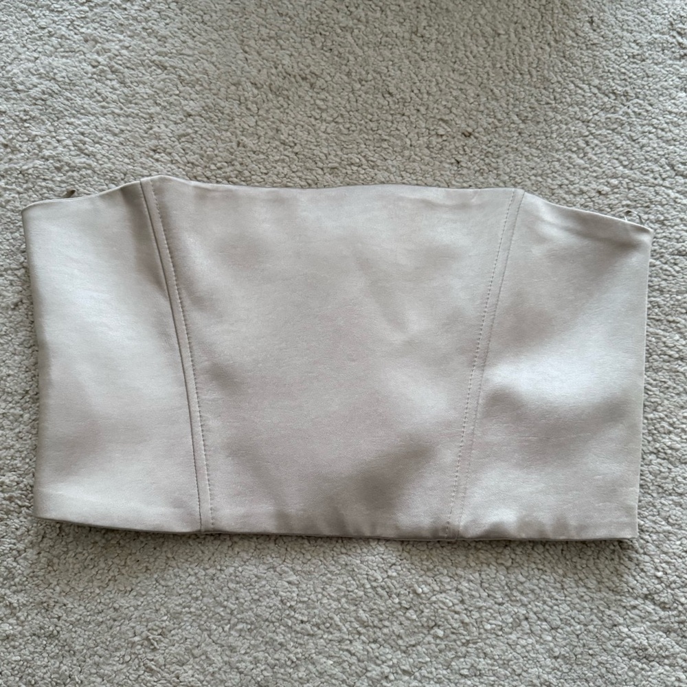 ✨ Satin-like cropped corset top ✨